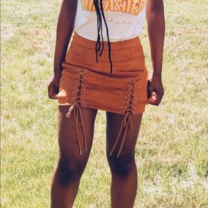 Cute brown Insta skirt